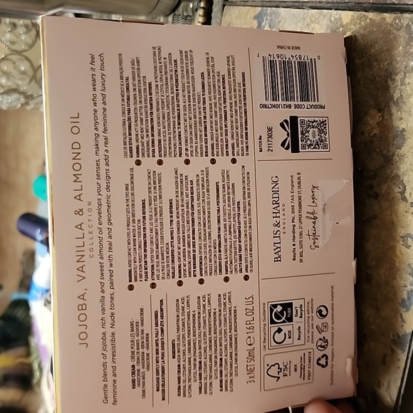 Baylis and Harding Lotion set - Picture 2 of 2